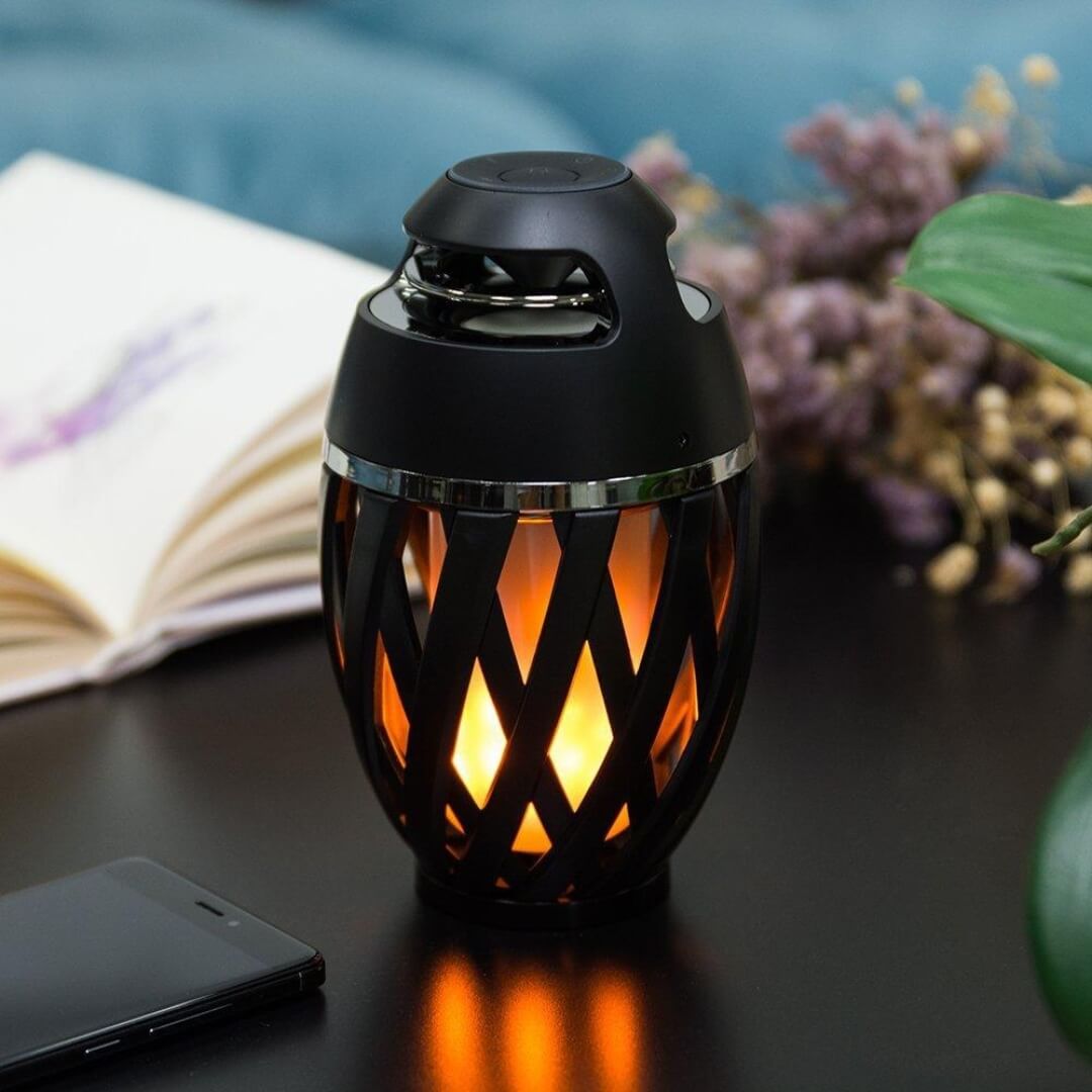 1615373167_LED_Flame_Atmosphere_Bluetooth_Speaker_03