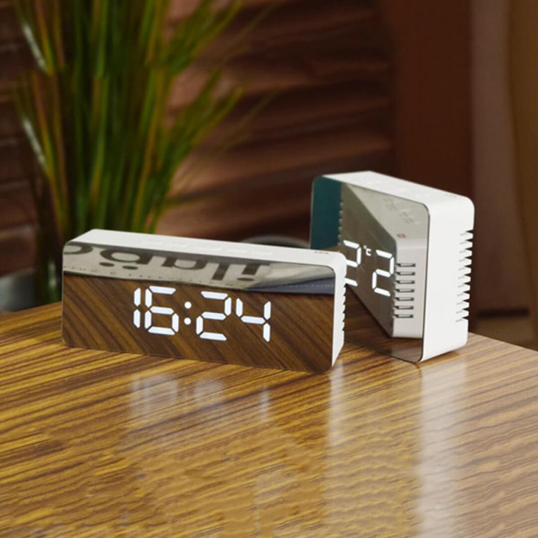 1615376012_LED_Mirror_Alarm_Clock_Digital_Table_Clock_05