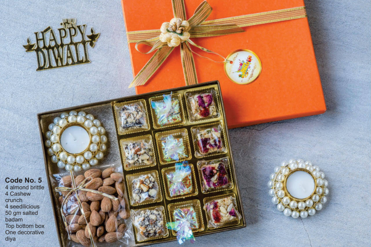 1620463339_Corporate-Diwali-Gift-Hampers-05