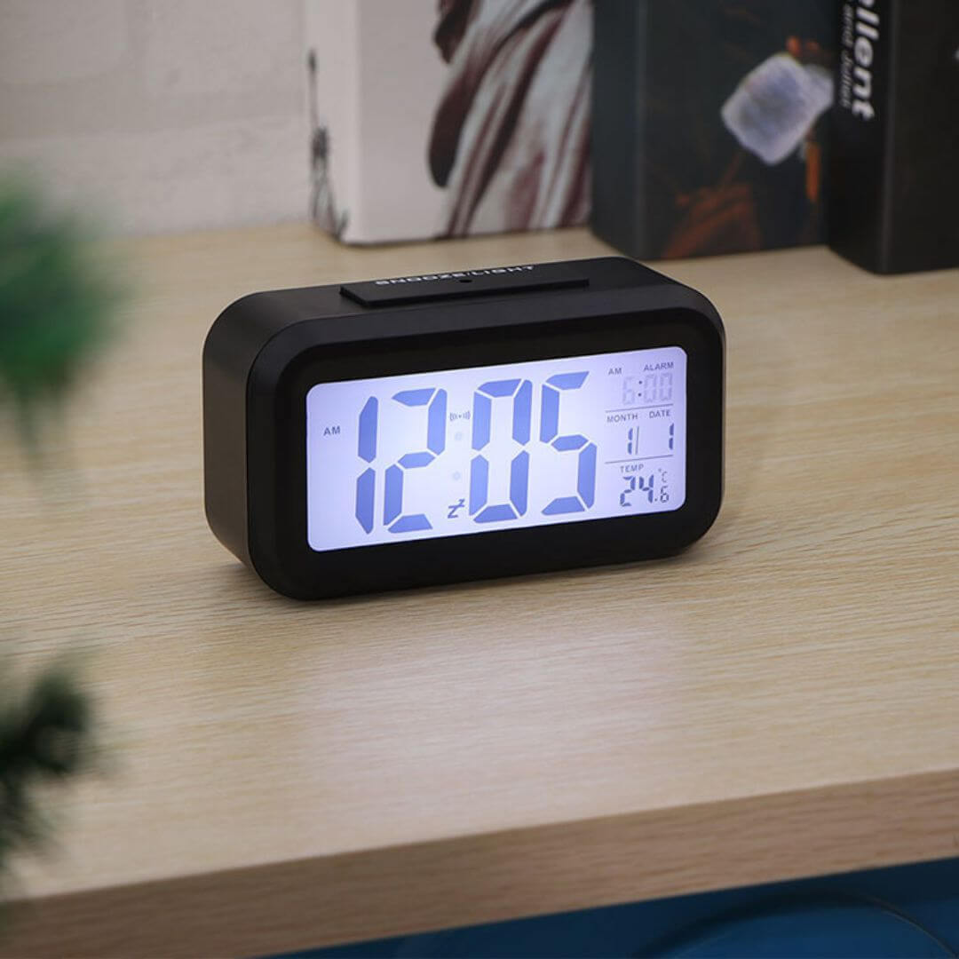 1629536653_Backlight-Digital-LCD-Alarm-Clock-03